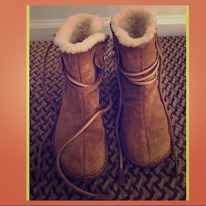 UGG Australian Brown Suede Boots 🥾 Women 8